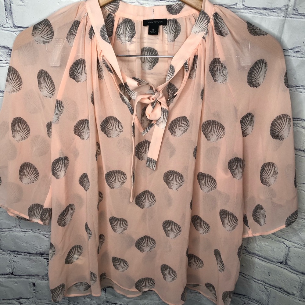 Ann Taylor Womens Shell Print Semi Sheer Blouse Tie front Pink Size Small